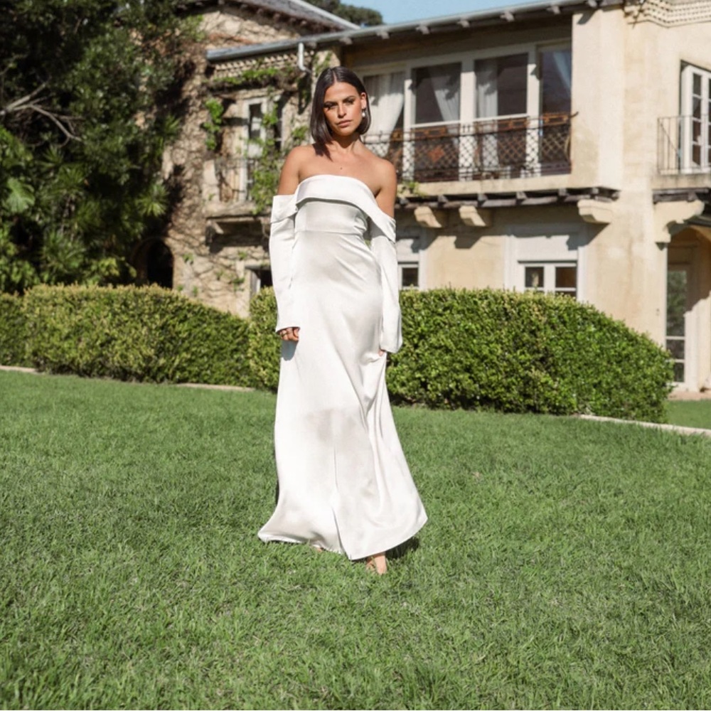 NWT PETAL AND PUP GIGI OFF SHOULDER MAXI DRESS - CREAM SMALL SOLD OUT ONLINE